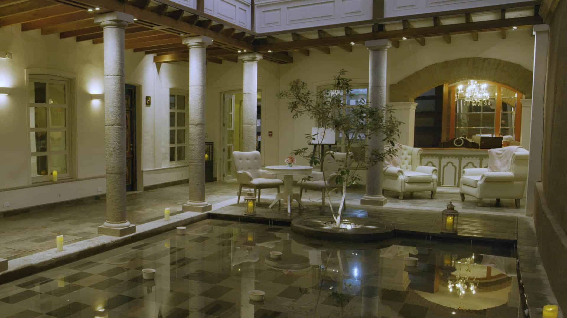 imgi_5_illa-hotels-internal-patio