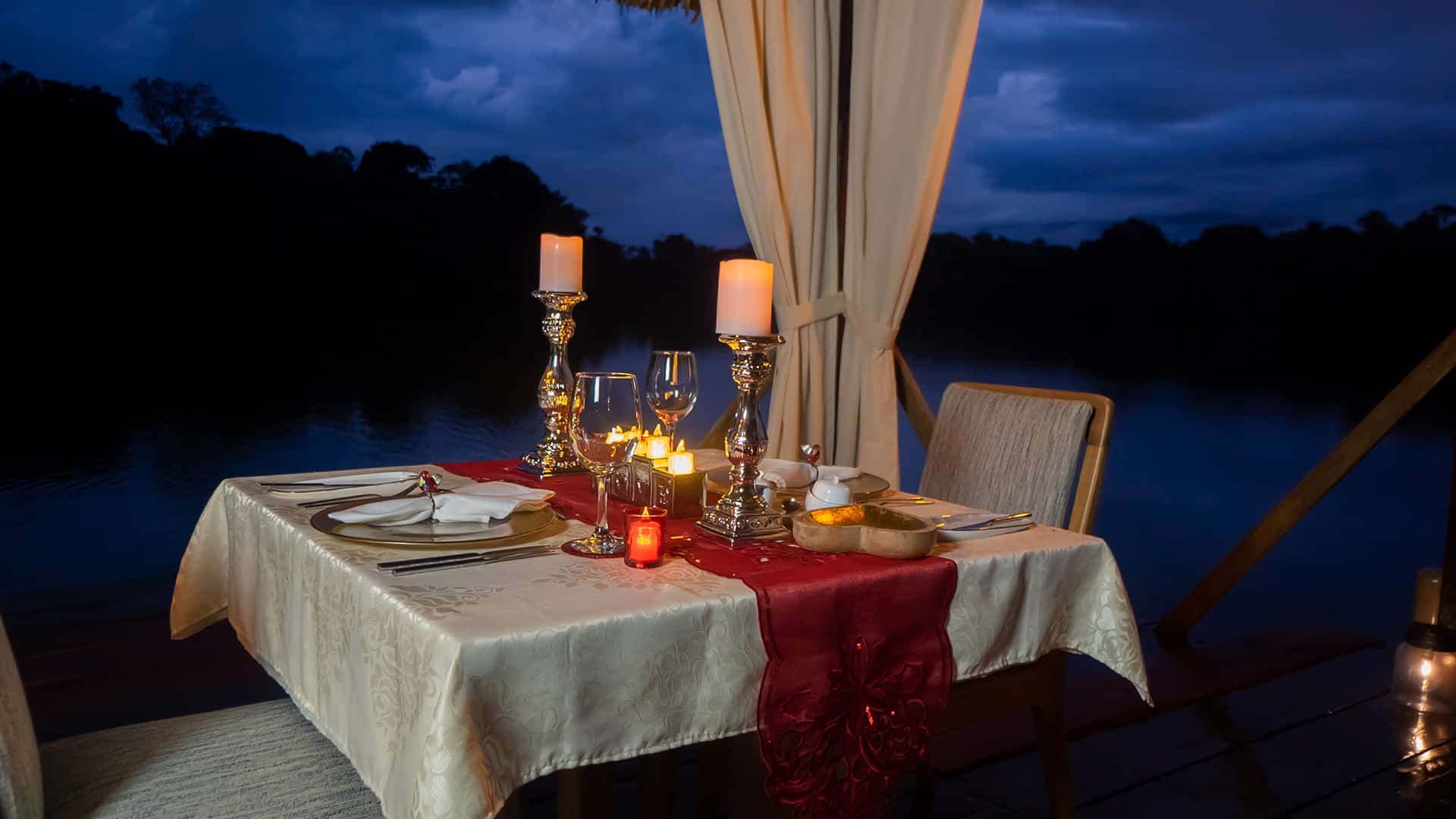 La Selva Romantic Dinner by the Lake